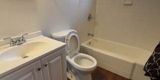 2618 East Turney Avenue - 5 Gallery 8