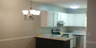 102 Meadow Park Ln Gallery 1