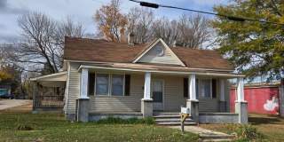 4 bedroom 1.5 bath house Gallery 1