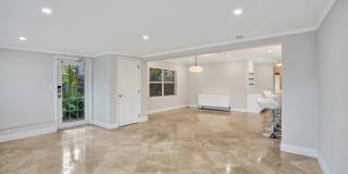 1145 NE 12th Avenue Gallery 48