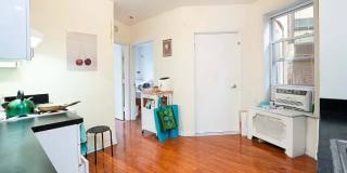 518 E 11th St Gallery 7