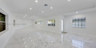52 Camden Dr Gallery 13