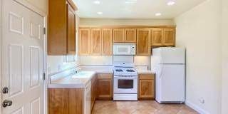 West Davis apartment Gallery 1