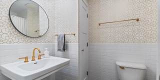 4532 N Damen Gallery 9