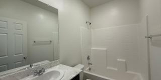 Stunning 3 bedroom, 3 bathroom home located in Visalia, CA. Gallery 14