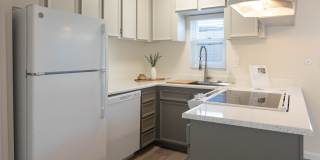 2730 Jefferson St. Gallery 20