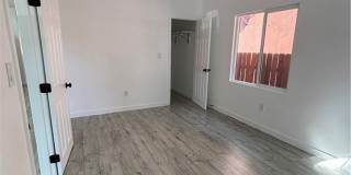 5325 Latham Gallery 12