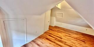Spacious 6 bedroom 3.5 bath Tudor Townhouse w/Deck close to Georgetown University & Hospital Gallery 40