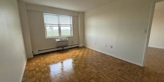 284 Saint Paul Gallery 9