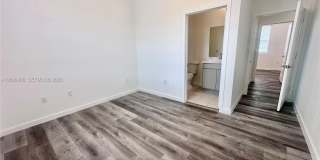 540 NE 5th Ln Gallery 5