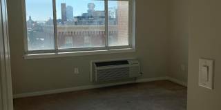 200 LOMBARD Gallery 4