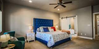 4 Bed, 3 Bath, 3 Car Garage for rent. Small Dog Allowed Gallery 32