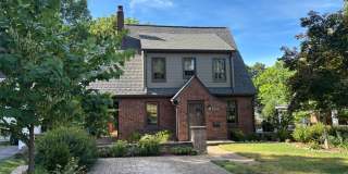 REDUCED Grandin Court Tudor with 3 Bedrooms and 2.5 Baths - EV Charging Station REDUCED Grandin Court Tudor with 3 Bedrooms and 2.5 Baths - EV Charging Station Gallery 6