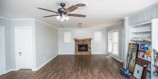 2819 26th Street Gallery 27