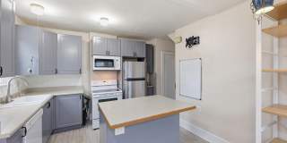 2710 Dayton Avenue unit: 2712 Gallery 7