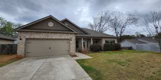 Bright 3BR/2BA Ranch Home in Dawsonville! Gallery 1