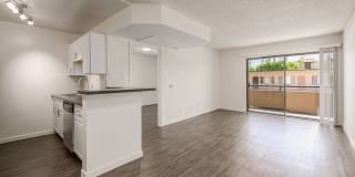 1723 Grismer Ave Gallery 1