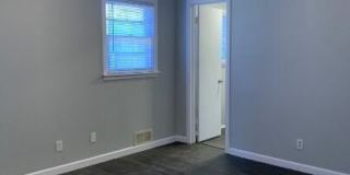 3807 26th Street Gallery 15