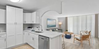 Waters Pointe Gallery 18