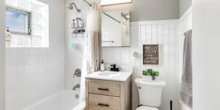 4138 N OLCOTT Avenue Gallery 21