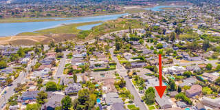 Private Newport Beach Cul-de-Sac Home Gallery 41