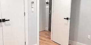 225 Halsey Gallery 9