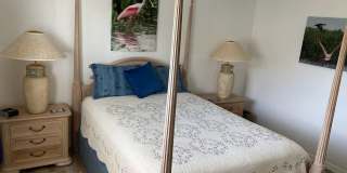 Short term FULLY FURNISHED vacation rental ,3/2 Pool Home on canal Gallery 16