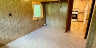 3 Bedroom, 1 Bath Apartment for Rent - Close to MSU - Pets Friendly Gallery 27