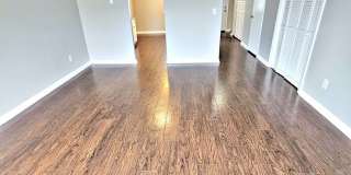 Avalon Cove Townhomes Gallery 34