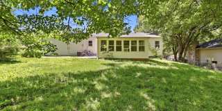 Charming 4-bedroom, 1.5-bath home available now Gallery 38