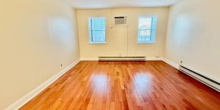 2528 Christian St Gallery 16