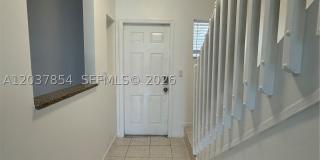 5541 NW 90th Ter Gallery 2