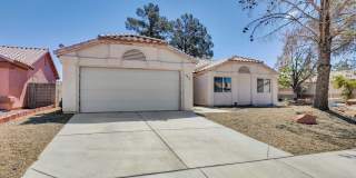 N Las Vegas Single Family Home - New Paint and LVP Flooring Gallery 4