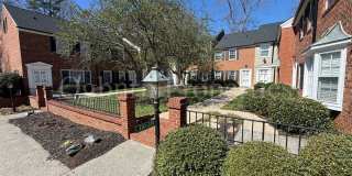318 Hanover Arms Ct-2BR/2.5BA-Townhouse!!!! Gallery 12