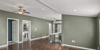 237 3RD Avenue Gallery 4