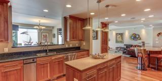 1070 Grandview Court Gallery 1