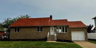 22 Main Avenue Gallery 1