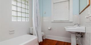 126 8TH Avenue NE Gallery 25