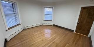 2437 W North Shore Avenue Gallery 8