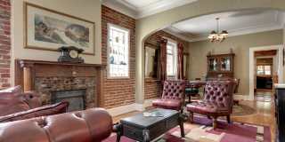 Bungalow in Desirable Highlands! Location Matters! Gallery 10