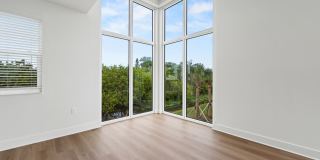 The Vivien Gallery 43