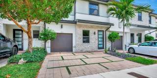 16011 NW 91st Ct Gallery 1