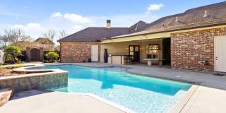 100 Stone Creek Cove Gallery 3