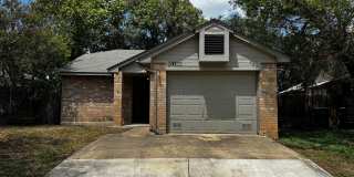Well-maintained 3 bedroom, 2 bath home - 1,234 sq. ft. - Convenient San Antonio location near Lackland AFB Gallery 1