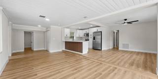1218 CRESCENT Street Gallery 11