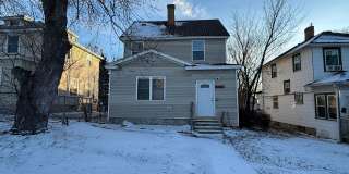 Large 6 Bed Single Family Home in MPLS! Gallery 1