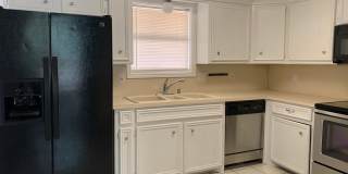 5726 94th 4 bed/2 bath Available 6/9 5726 94th 4 bed/2 bath Available 6/9 Gallery 7