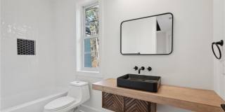 10365 Waters Road Gallery 50