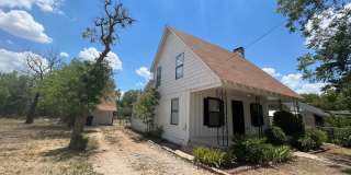 Cute 3-bedroom, 2-bath Gallery 4