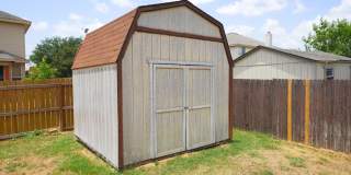 Spacious Home in Cibolo with 3 Car Garage! Realor Commission: $750 Gallery 46